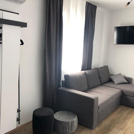 Apartmaji Meli Pu Izola Ngoại thất bức ảnh