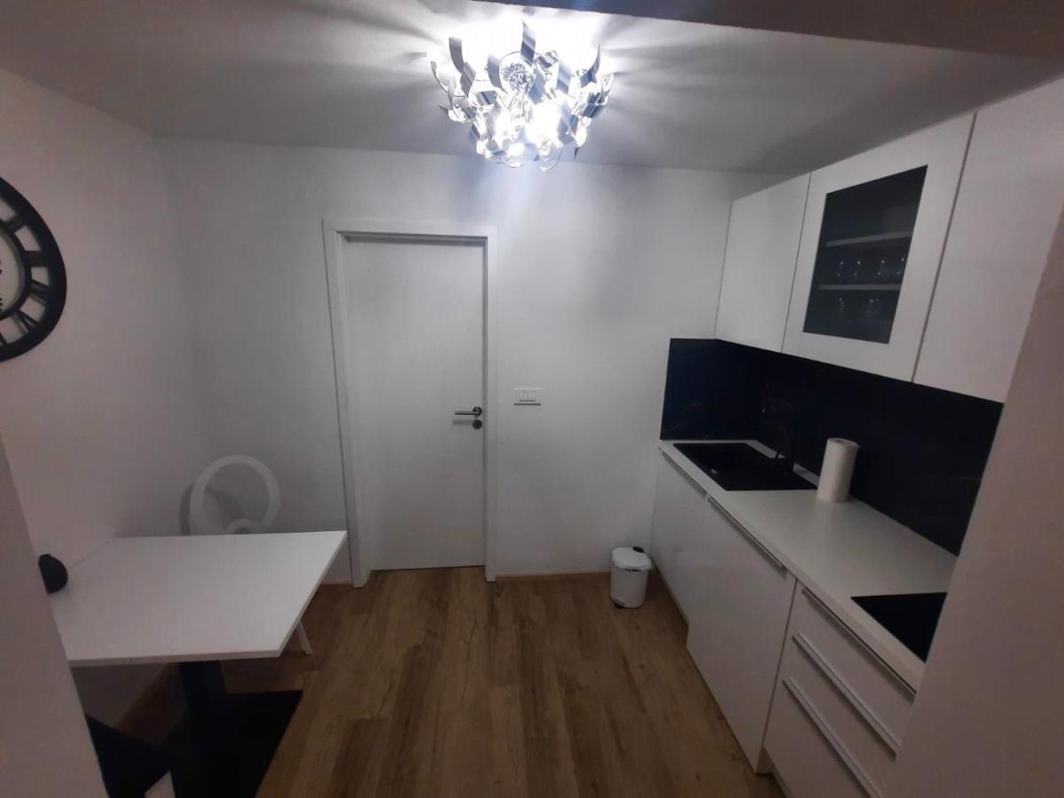 Apartmaji Meli Pu Izola Ngoại thất bức ảnh