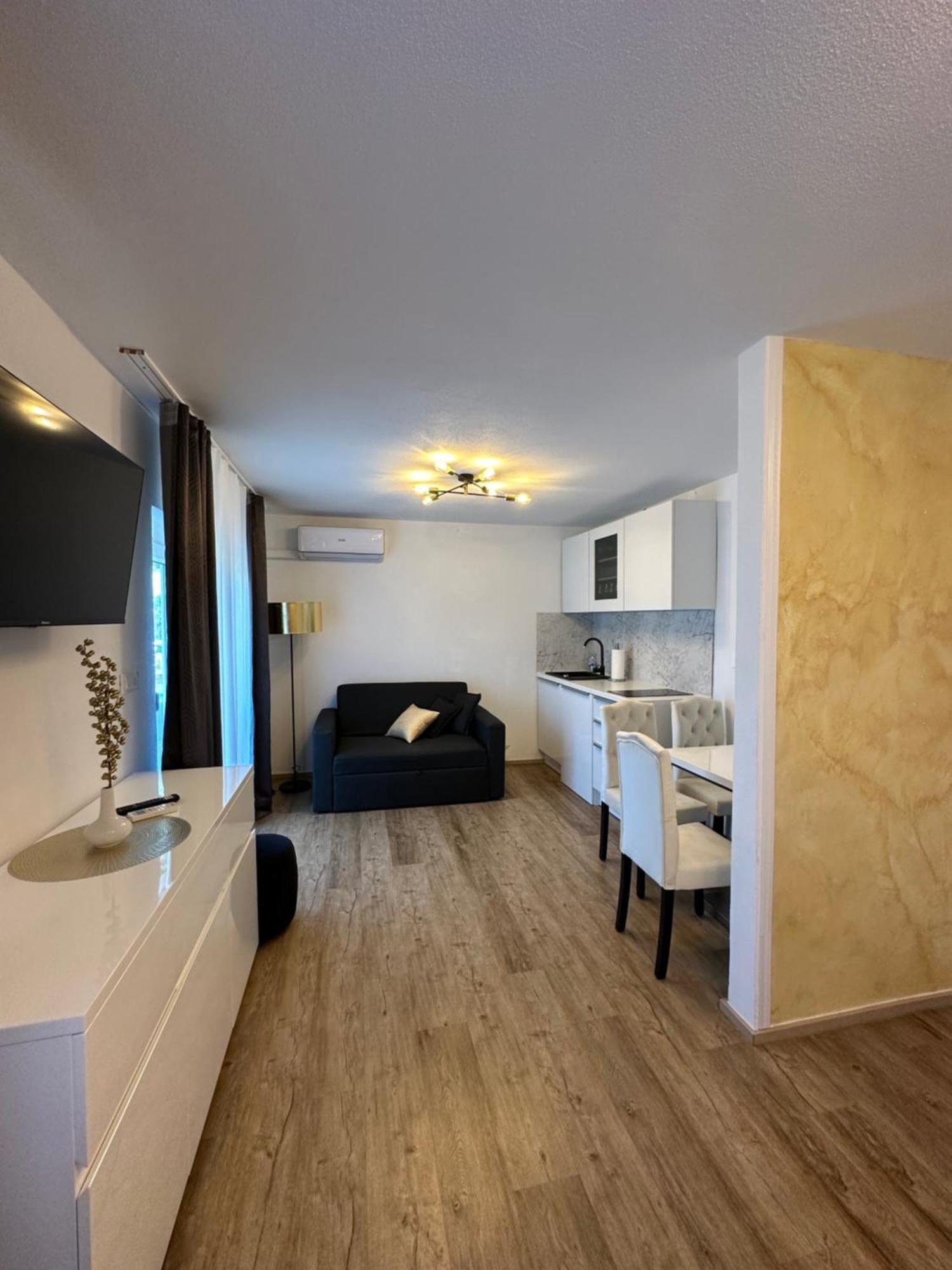 Apartmaji Meli Pu Izola Ngoại thất bức ảnh