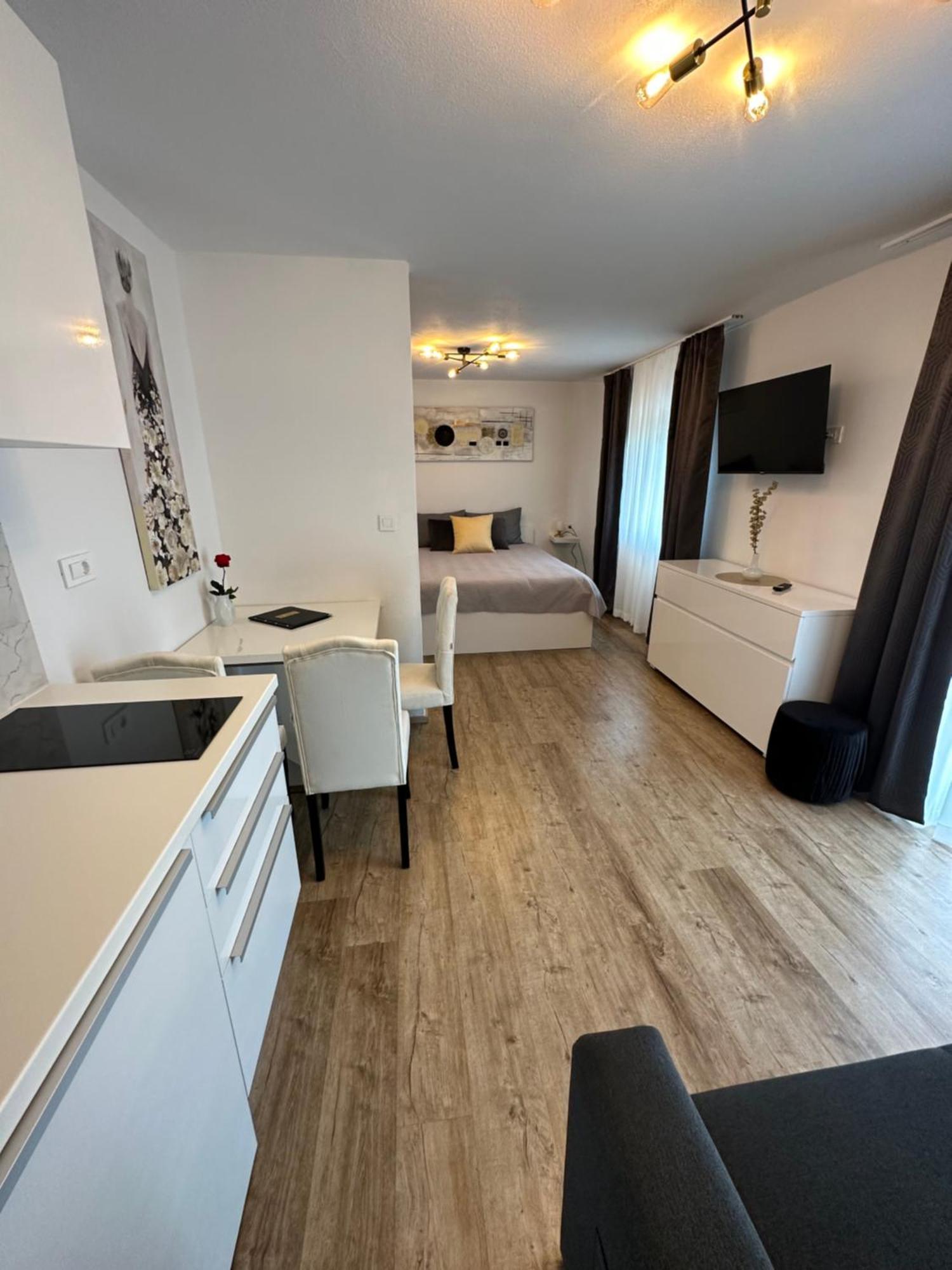 Apartmaji Meli Pu Izola Ngoại thất bức ảnh